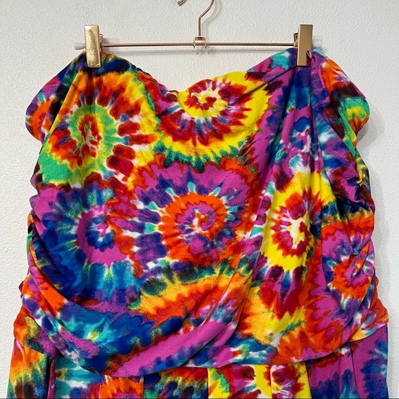 Plus Size Rainbow Tie Dye Strapless Romper Sz 4X - Picture 4 of 15